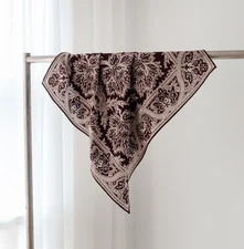 70% Cashmere 30% Silk Bandana Scarf lace Print Shawl Neckerchief 70X70cm Wrap 