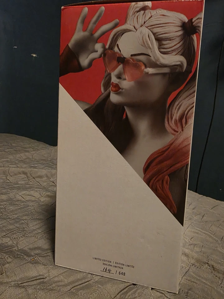 ESTATUA HARLEY QUINN DE JENNY FRISON ESCALA 1:10 McFarlane Toys - DC Direct Foto 3 de 4