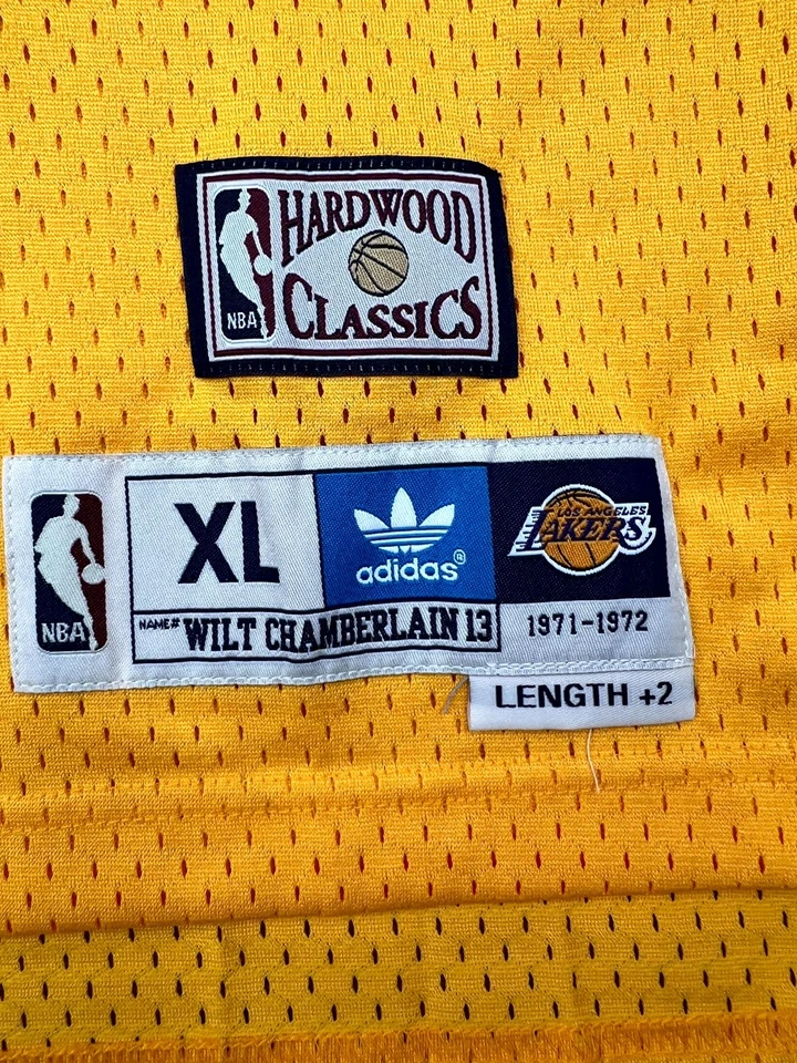 Camiseta deportiva Adidas LA Lakers baloncesto Wilt Chamberlain Big Dipper 13 para hombre XL amarilla Foto 3 de 4