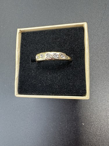 10K Solid Yellow Gold Ring with Diamonds Size 6.5 Band Ring
