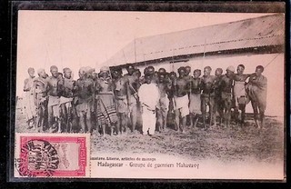 CPA MADAGASCAR Groupe de Guerriers Mahavavy