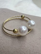 18ct Gold Dainty freshwater  pear Ring Au750 