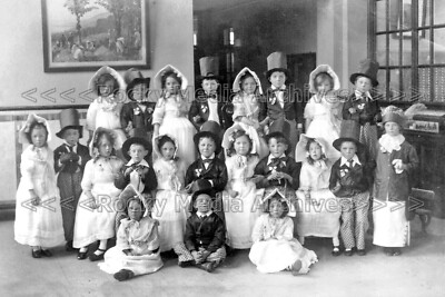 hpp-81 Sozialgeschichte, Gruppe unbekannter Kinder, unbekannt. Foto