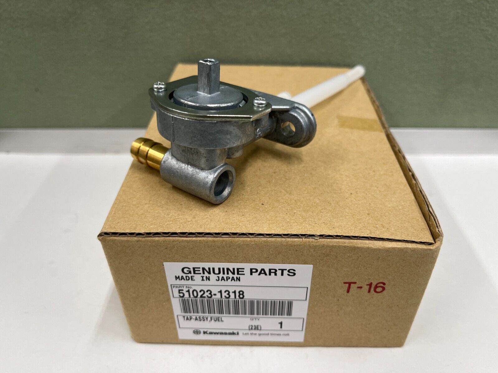 Kawasaki Ninja Zx6r Zx9r Zzr600 Fuel Gas Tank Petcock Shut on off Valve for sale online | eBay Kawasaki Ninja Zx6r Zx9r Zzr600 Fuel Gas Tank Petcock Shut on off Valve for sale online | eBay