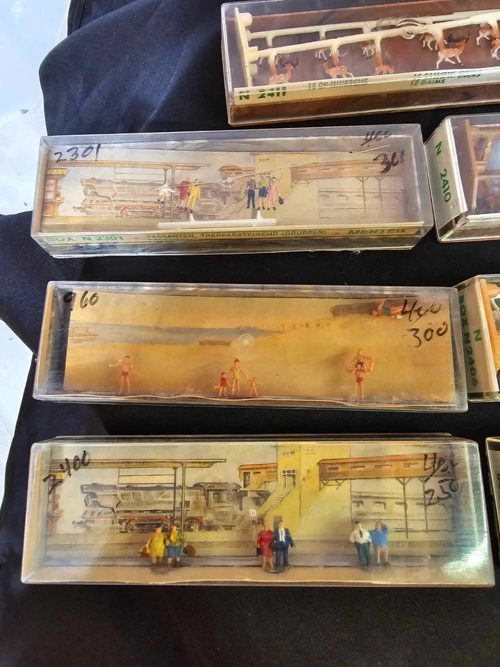 Figura de plástico miniatura Walter Merten de colección de 7 cajas Berlín Alemania Occidental - LEER-B10 Foto 3 de 4