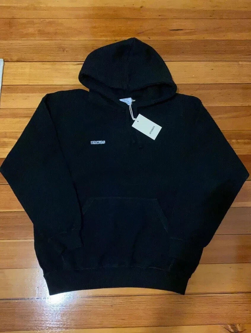 VETEMENTS Inside Out Embroidered Logo Hoodie XS