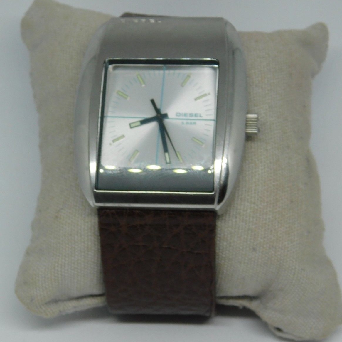 Diesel DZ-1056 Solid Stainless Steel Quartz Analog Men's Diesel DZ-1056 Solid Stainless Steel Quartz Analog Men's