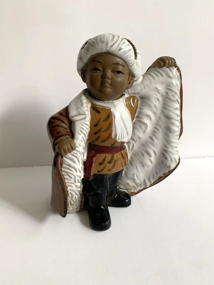 20th Century Beautiful Chinese Cultural Revolution Shiwan Porcelain Figurine - Image 3 of 4