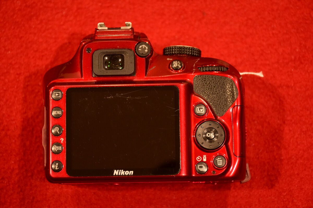 Nikon D3400 24.2MP Digital SLR Camera Body For Parts/Repair Nikon D3400 24.2MP Digital SLR Camera Body For Parts/Repair