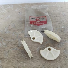 4 NOS TOYOTA トヨタ CLUTCH RELEASE SECTOR COROLLA KE30 KE35 KE36 LHD # 31387-10010