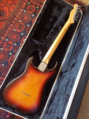 Fender Bullet 1982年　USA製 1982年？USA製のFender Bulletをゲットしたよ : r/guitarporn