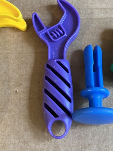Little Tikes tools Hammer, Wrench, level screw nail lot for tool bench - Picture 7 of 8