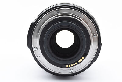 Near MINT] Canon EF-S 18-200mm f/3.5-5.6 IS Zoom Lens From JAPAN