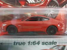 AUTO WORLD - MODERN MUSCLE - 2015 FORD MUSTANG GT 5.0 RED - 1/64 DIECAST