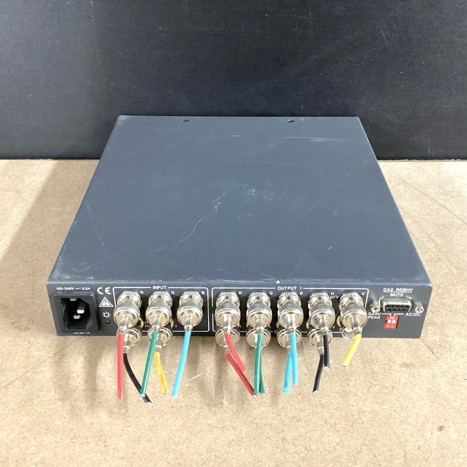 Extron DA2 RGBHV Wideband RGB Distribution Amplifier  - Image 3 of 4