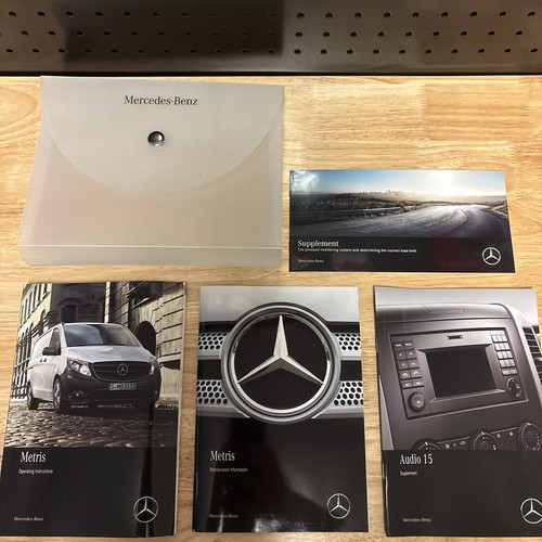 2019 Mercedes Benz Metris Owners Manual Complete With Case OEM