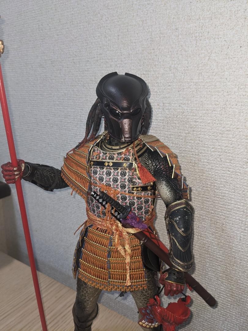 サムライ・プレデター カスタム ホットトイズ バーサーカー 1/6スケール アーティスト・コレクション】『エイリアンVS.プレデター』1/6