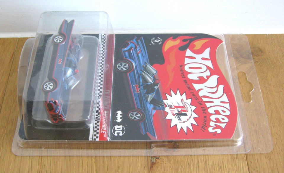 Литой автомобиль Hot Wheels - бэтмобиль из телесериала - 2021 - Redline Club - Изображение 2 из 3