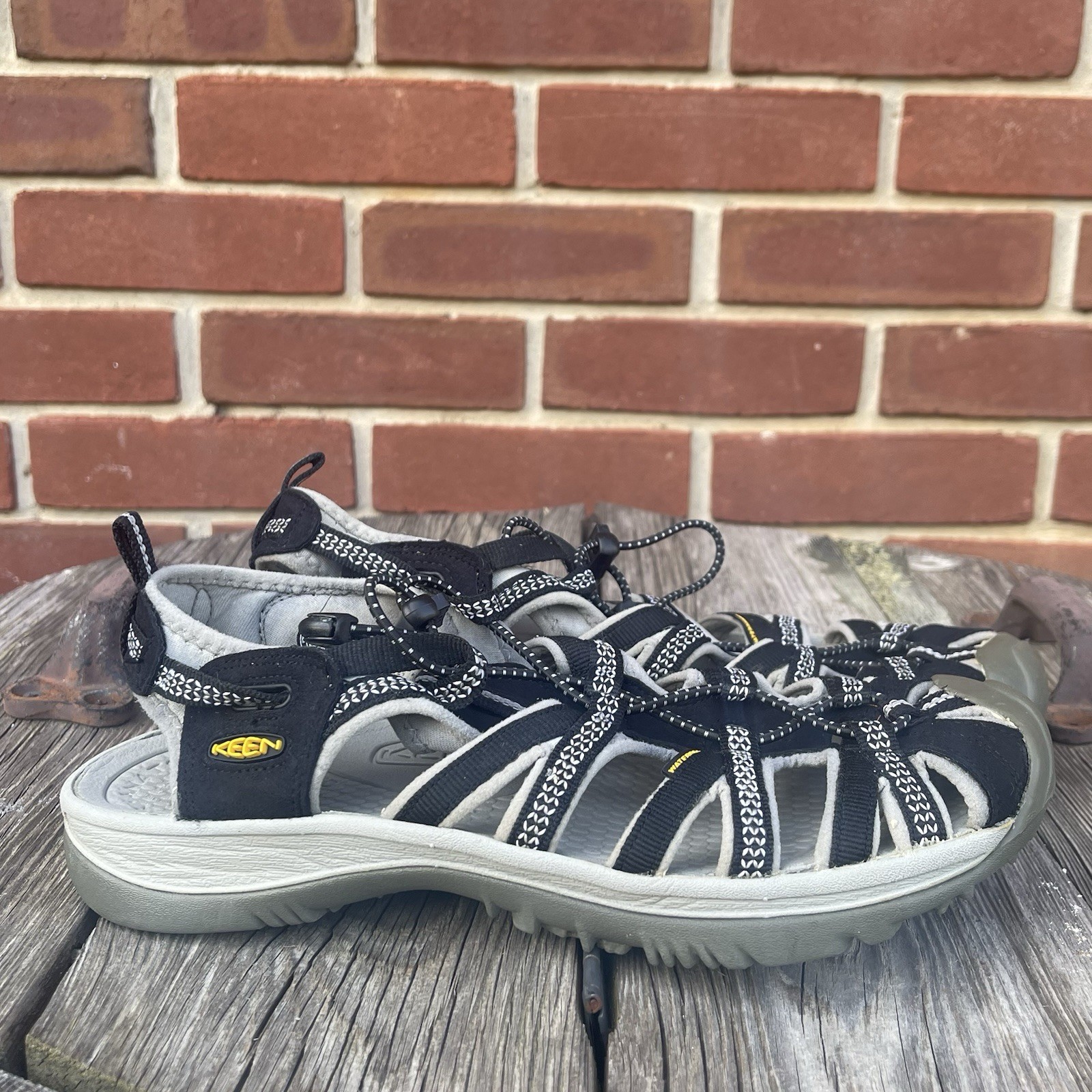 Sandali Keen Newport H2 neri con coulisse escursionismo outdoor trail donna taglia 9 5