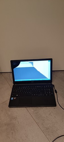 Acer Aspire E1-572G - Core i5 - Displayschaden defekt- Notebook/ Laptop