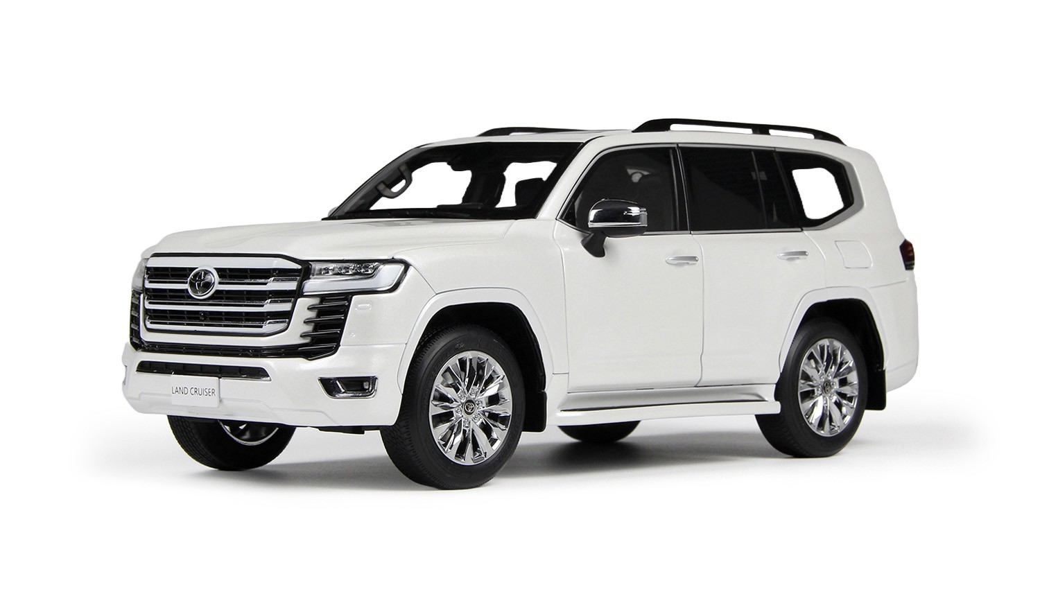 LCD Models 1/18 TOYOTA LAND CRUISER 300-ZX WHITE Diecast Model