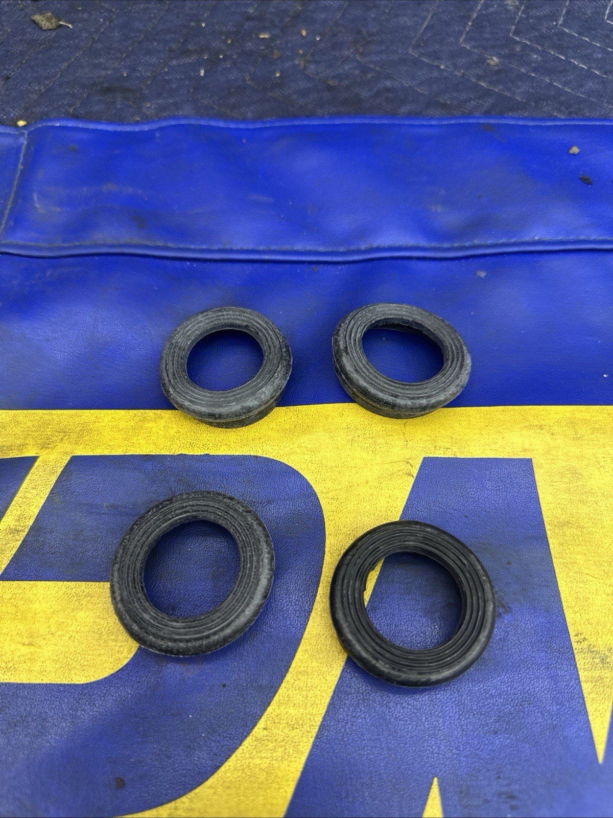 GENUINE MASERATI QTP GT GC 2003-17+  Head Spark Plug Hole Gasket Tube Seals
