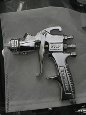 Devilbiss FinishLine FLG4 Professional HVLP Pressure Feed Paint Spray Gun w/ Cup