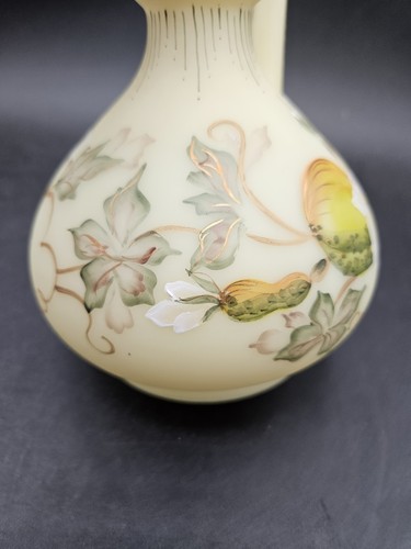 VTG. Fenton Uranium Burmese Glass Golden Gourds Ewer Hand Painted Signed - Picture 4 of 11