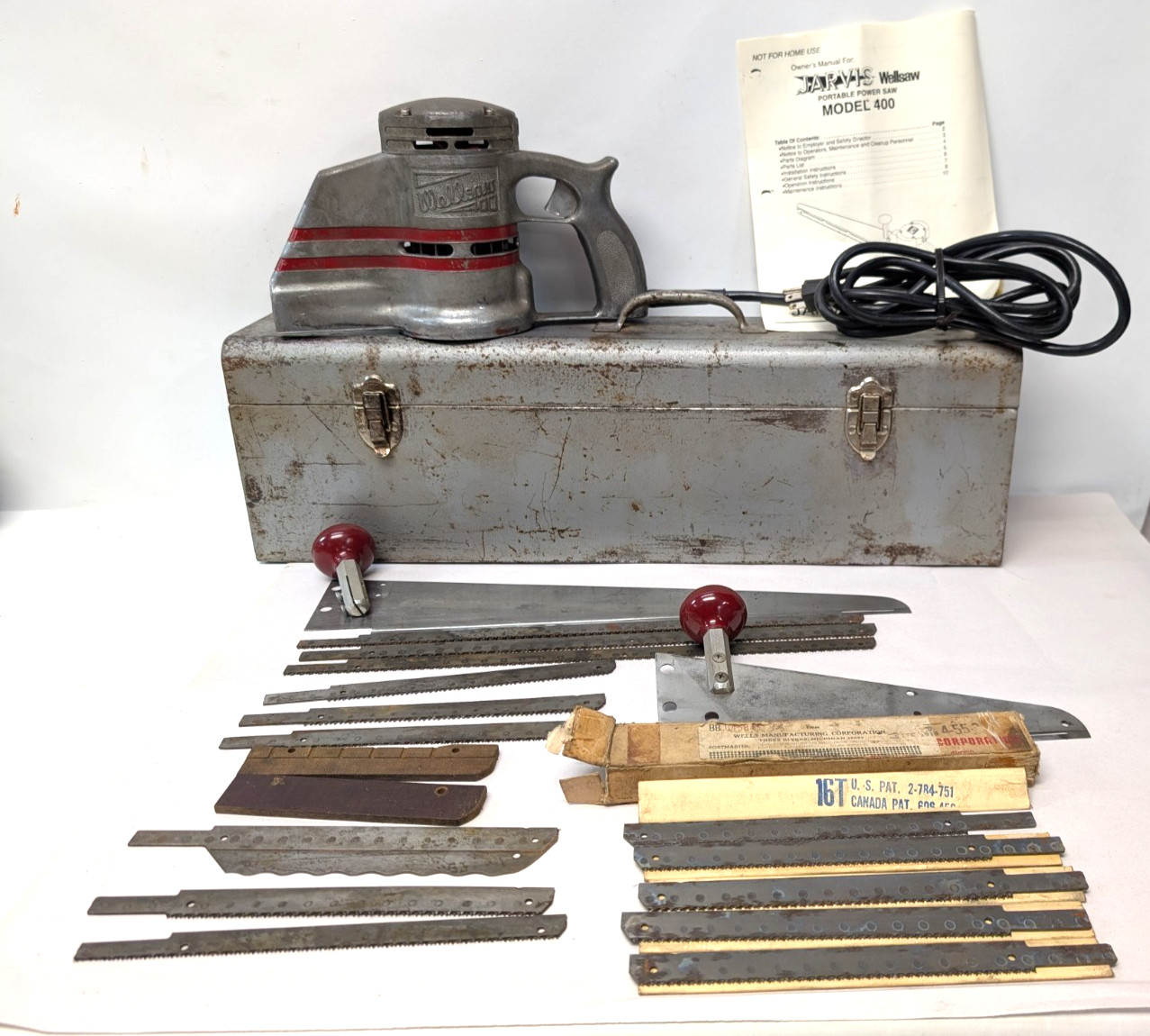 Wellsaw Model 400 Butcher Processor Breakdown Saw w/Case & Blades READ AS IS