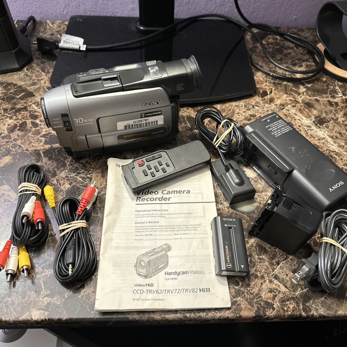 SONY ソニー CCD-TR290 Handycam video Hi8 sony-ccd-trv82-hi8-handycam-