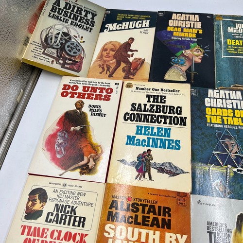 EUC LOT Vintage Sci Fi Destroyer Agatha Christie Thriller Mystery Paperback Book - Picture 5 of 17