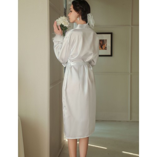 Women's Satin Long Sleeve Kimono Robe V Neck Silky Soft Bride Feather Bathrobe - Bild 5 von 20