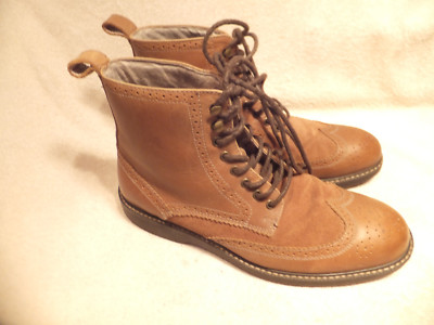G.H. Bass Billy Tan Suede Leather/Smooth Leather Wing Tip  display picture 2