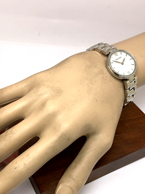 Bulova Women display picture 2