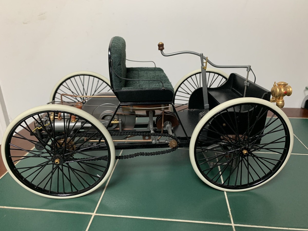 A Franklin Mint '1896 Ford Quadricycle' with certification. | Adam Partridge