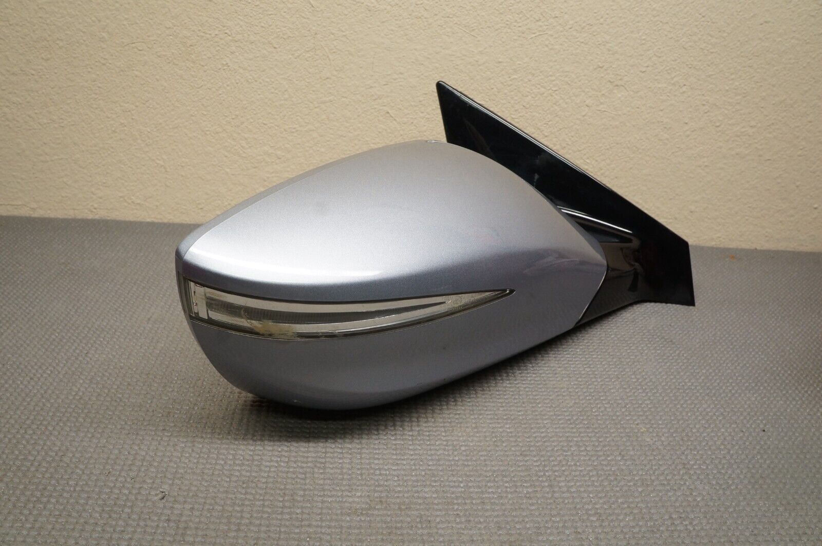 Foto 2 di 9