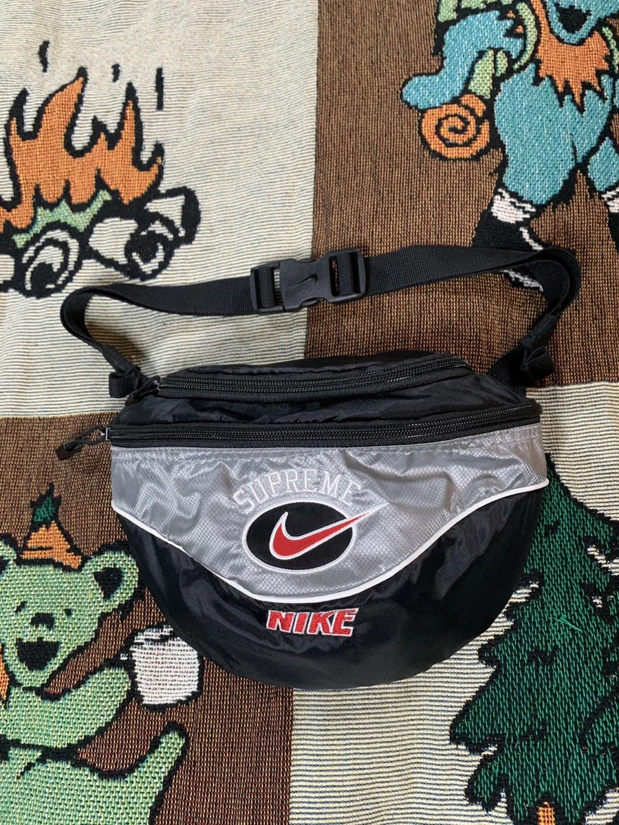 【即日発送】supreme Nike® Shoulder Bag シルバー