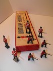 BRITAINS SHERWOOD FORESTERS TOY SOLDIERS / 8 FIGURES / Original with Box — photo 1
