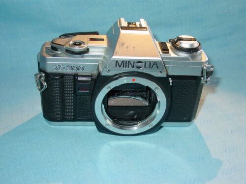 MINOLTA   X-300  Analoge Klein Bild Kamera - Bild 1 von 9