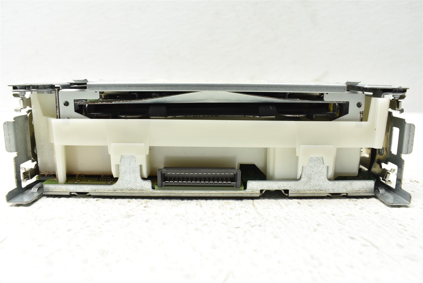 2008 Maserati GranTurismo CD Player Changer Stereo Unit 08 