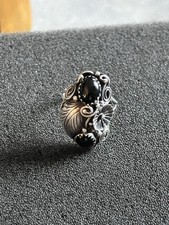 Sterling Silver Ring With Leaves Black Onyx Sz 6