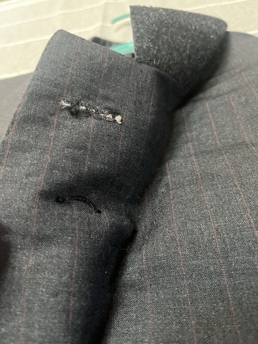 Oxxford Clothes Gray Pinstripe Suit 42R 2 Piece Wool 37x28 Red Stripe - Picture 22 of 24