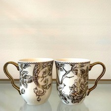 222 Fifth ADELAIDE tazza oro metallizzato 12 oz set di 2 tazze da tè caffè in ceramica NUOVE