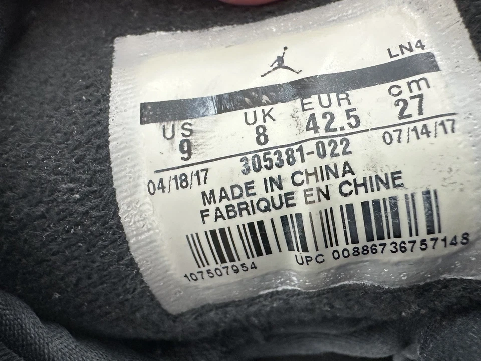 Jordan 8 Retro Bred 2017 tamanho 9 - Imagem 4 de 4