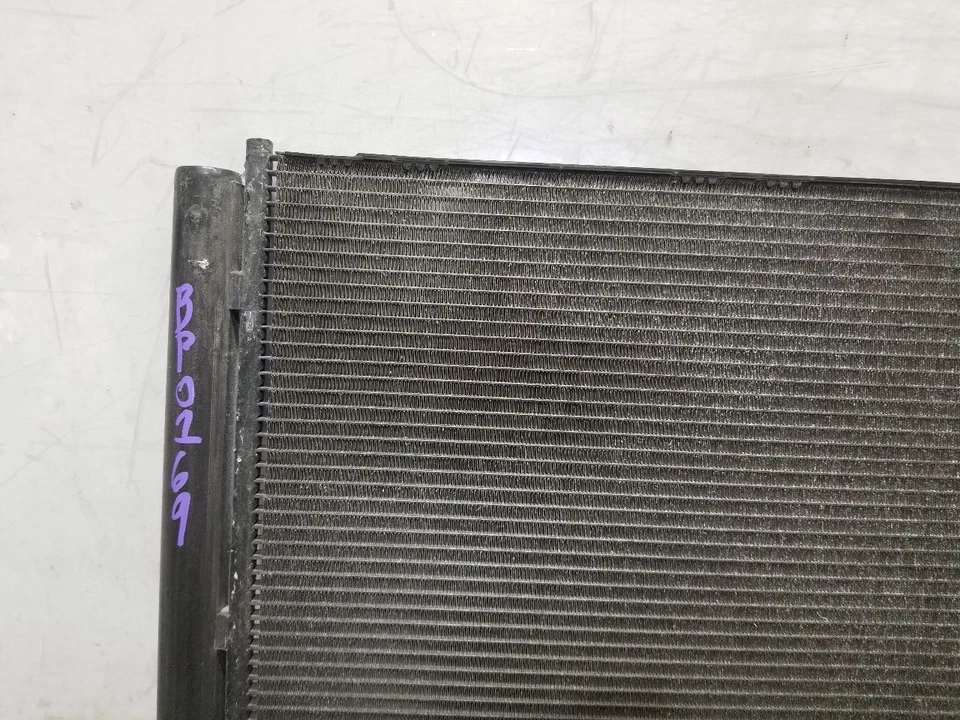 15 Mercedes-Benz S550 222 2015 tipo condensador de CA de 4,7 L Foto 3 de 4