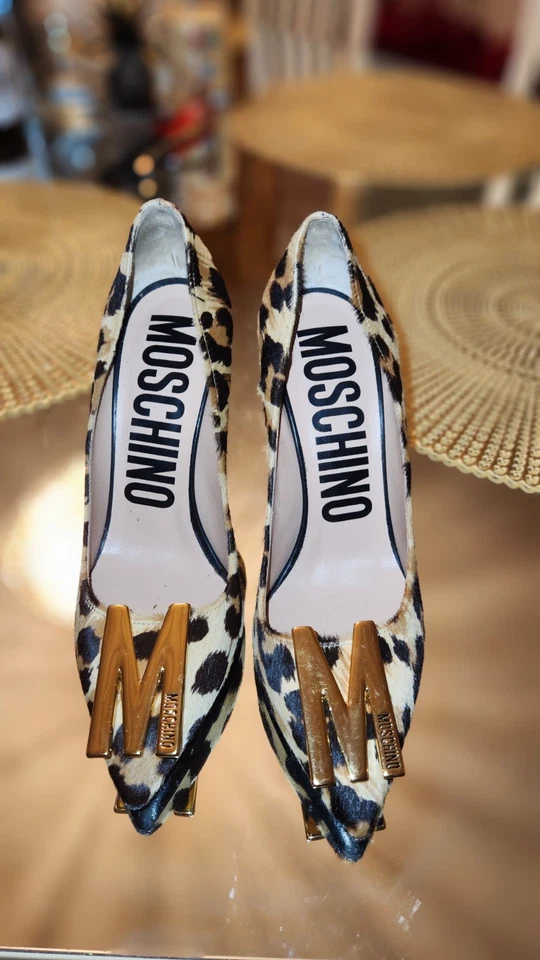 Tacones Stilleto Moschino Leopardo Estampado Animal Talla 39 (8 EE. UU.) Foto 2 de 3