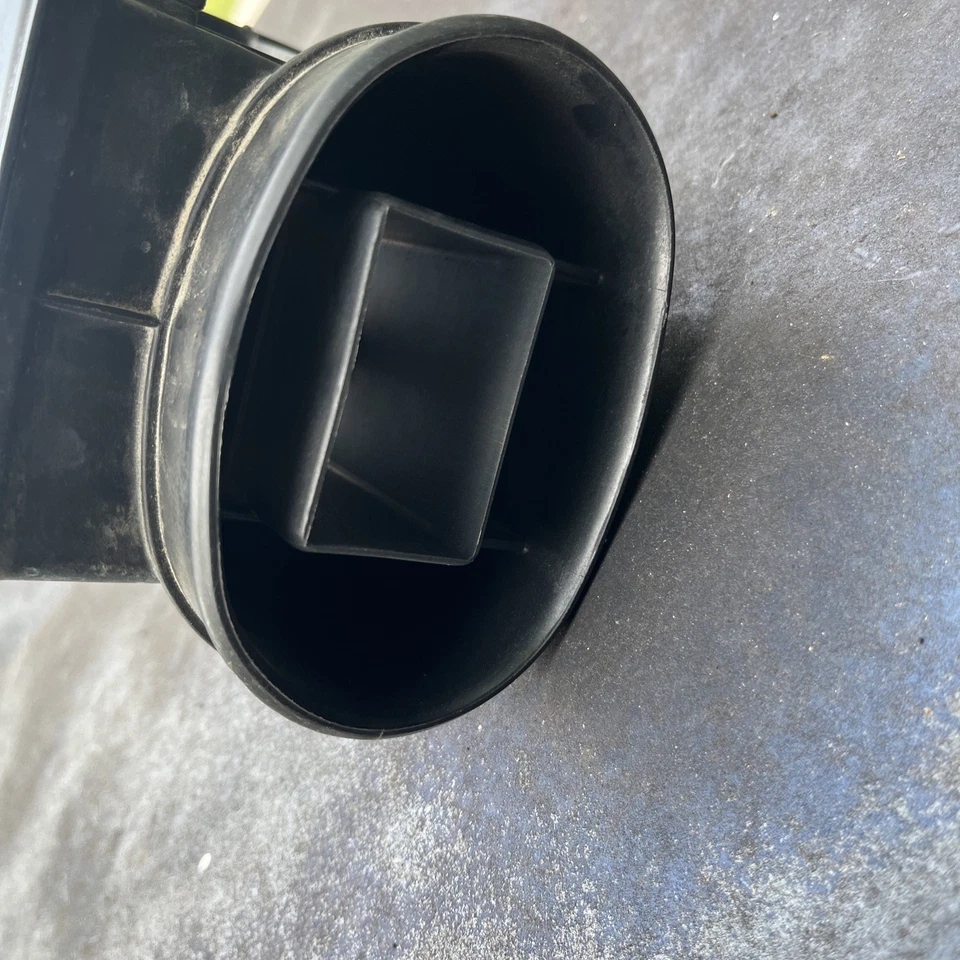 1995-96 Mighty Max Dodge Ram 50 2.4L MAF medidor sensor de fluxo de ar MD313041 E5T06171 - Imagem 3 de 4