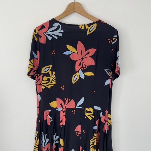 Chinti & Parker Shirt Dress Midi Sz 10 Dark Blue 100% Silk Floral Pockets - Picture 13 of 19
