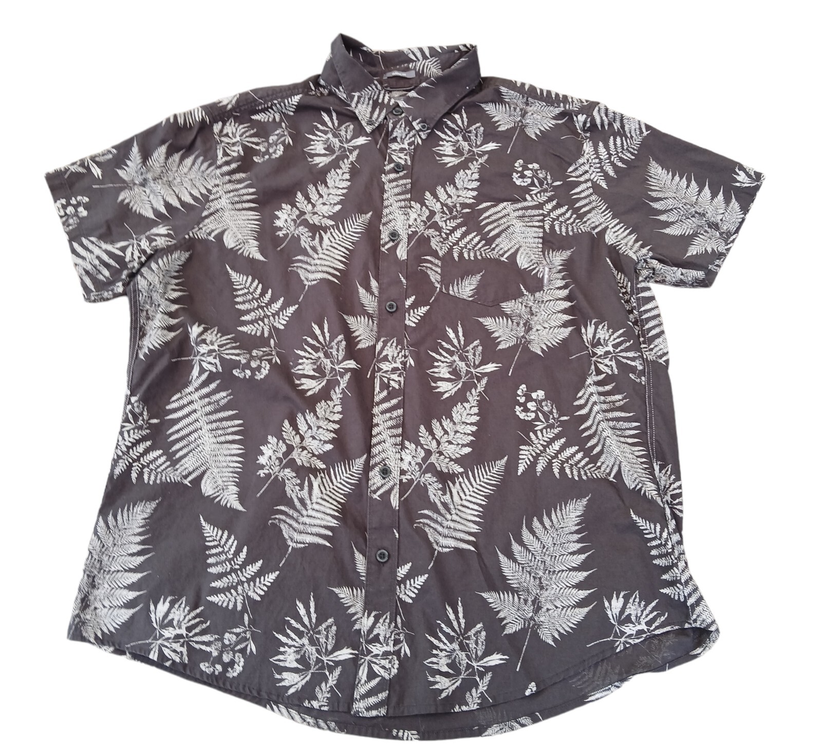 Eddie Bauer Mens XL Fern Brown Floral Hawaiian Button-Up Shirt Short Sleeve