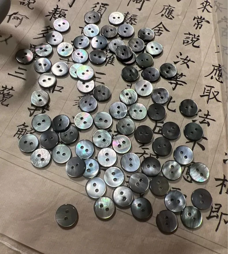 15 pcs Buttons, Mother of Pearl ,Many sizes - Image 2 of 3